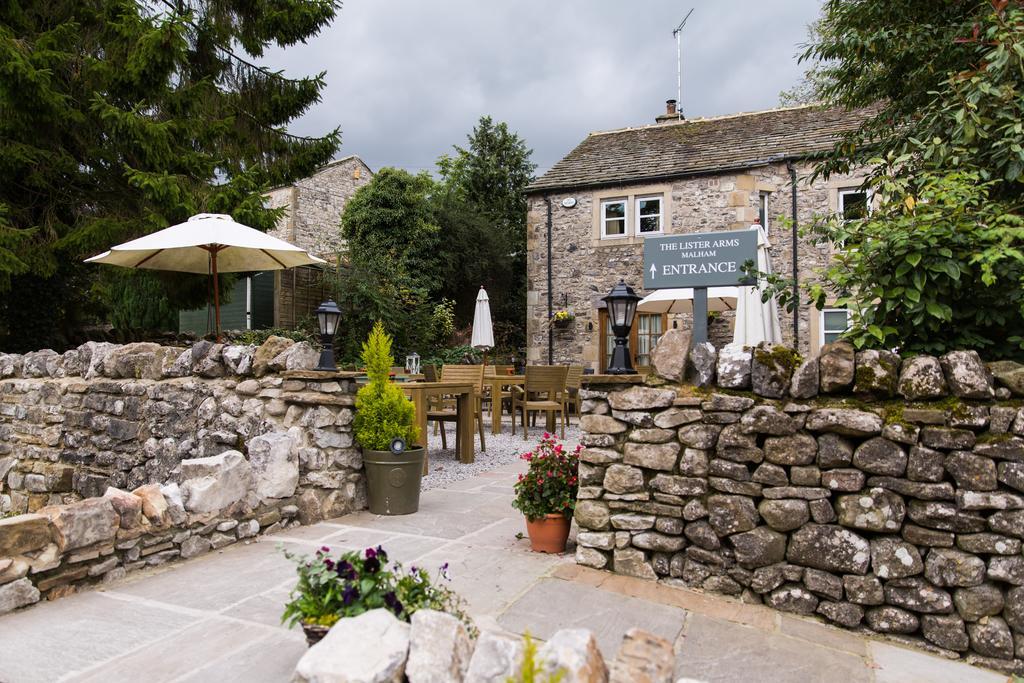 The Lister Arms Hotel Malham Exterior foto